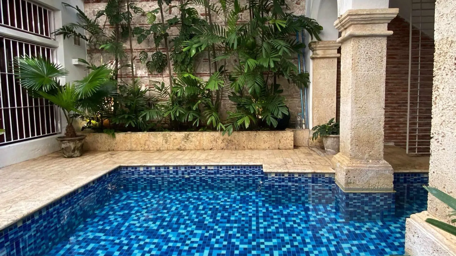 Sophisticated 3Br House With Pool And Ac In Ciudad Amurallada Cartagena